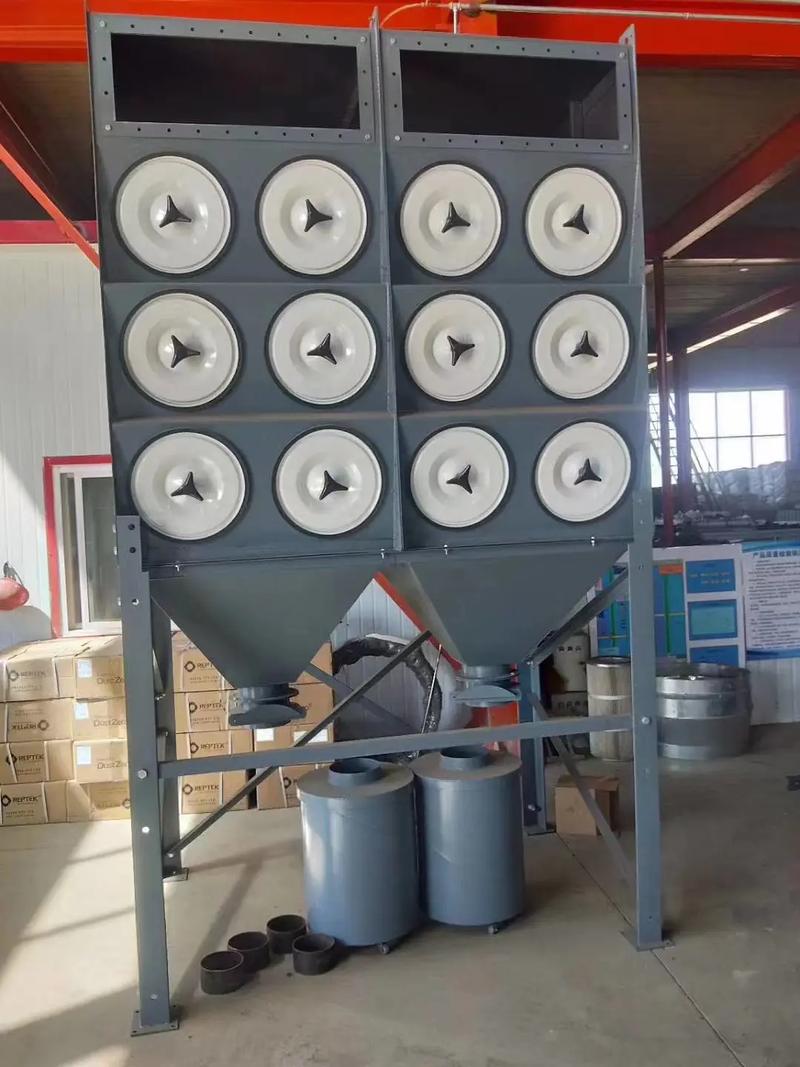 四平焊煙凈化除塵器 斜插式濾筒除塵器的工作原理與24小時(shí)服務(wù)保障